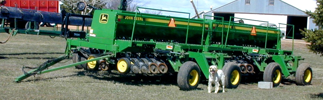 John Deere 750